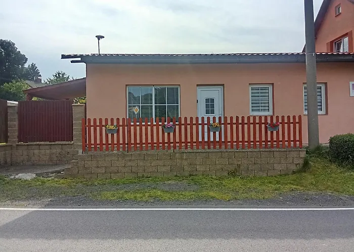 度假居 Bungalov Mikulasovice